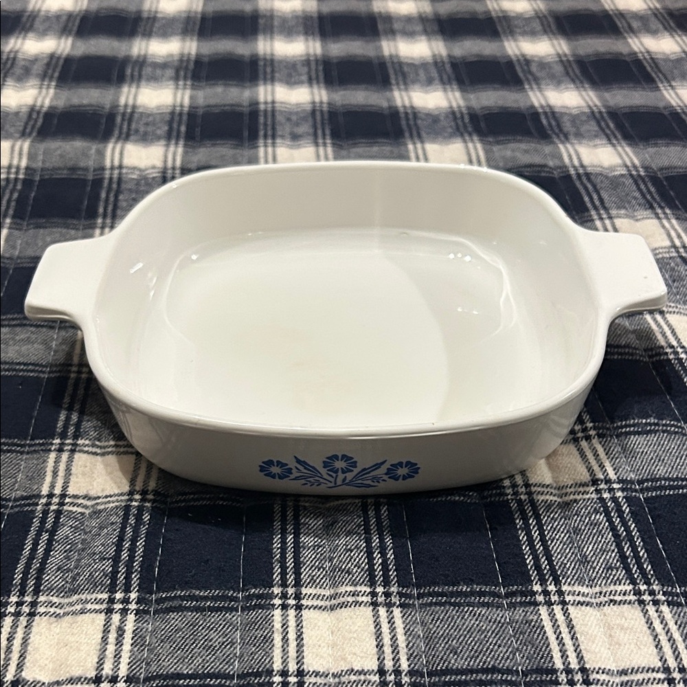 Corning Ware 7 in White Baking Dish with Blue Cornflower Floral Design